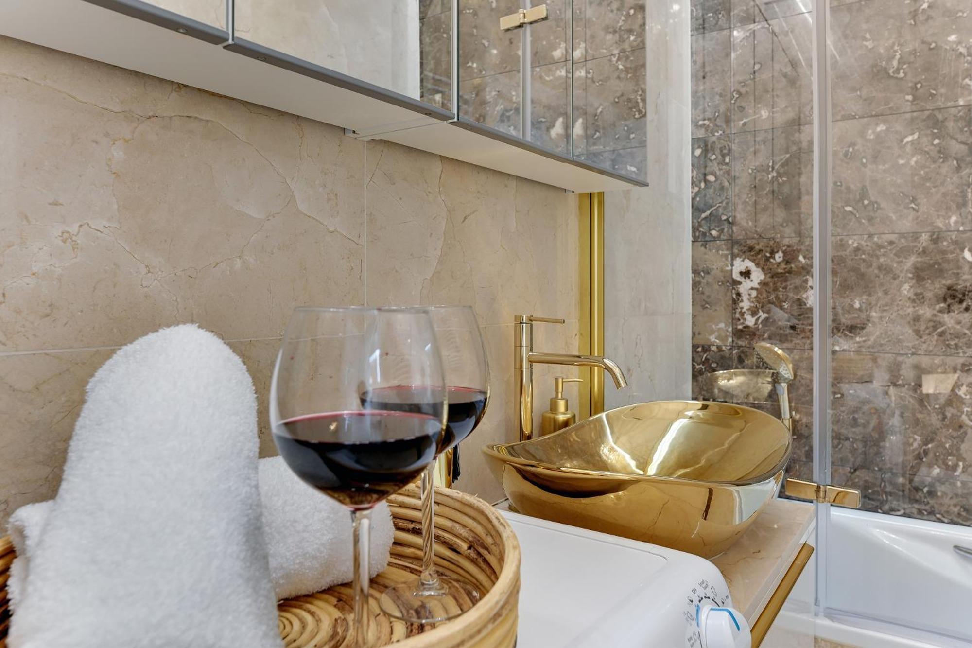 Granaria Kingdom & Happiness Premium Apartments By The River - Gratis Prosecco Gdańsk Eksteriør billede
